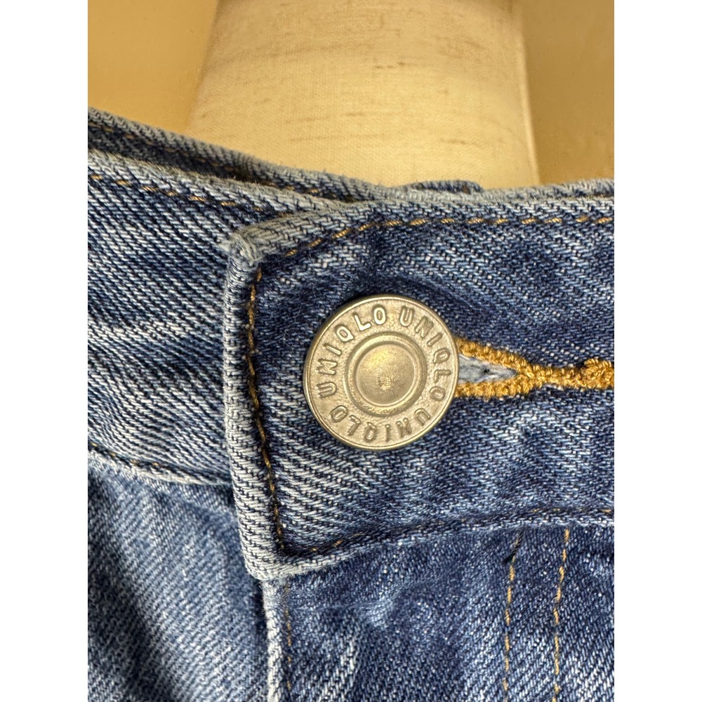 Uniqlo Jeans Womens 28 Blue Distressed High Rise Raw Hem Denim Shorts 439996 - Picture 4 of 5